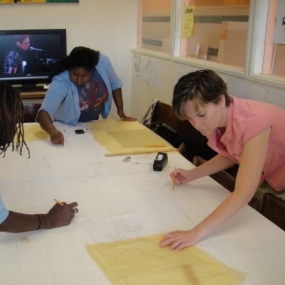 Meet your Posher, Amanda. - Picture 8 of 11